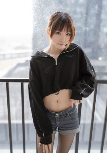 迷人的保姆4_手机免费观看